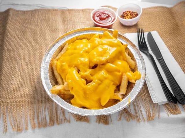 Curly cajun cheese fries.