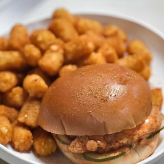 #1 HOT CHICKEN SANDWICH WITH TATER TOTS
