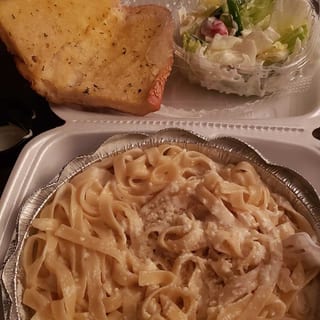 Fettuccine Chicken Alfredo